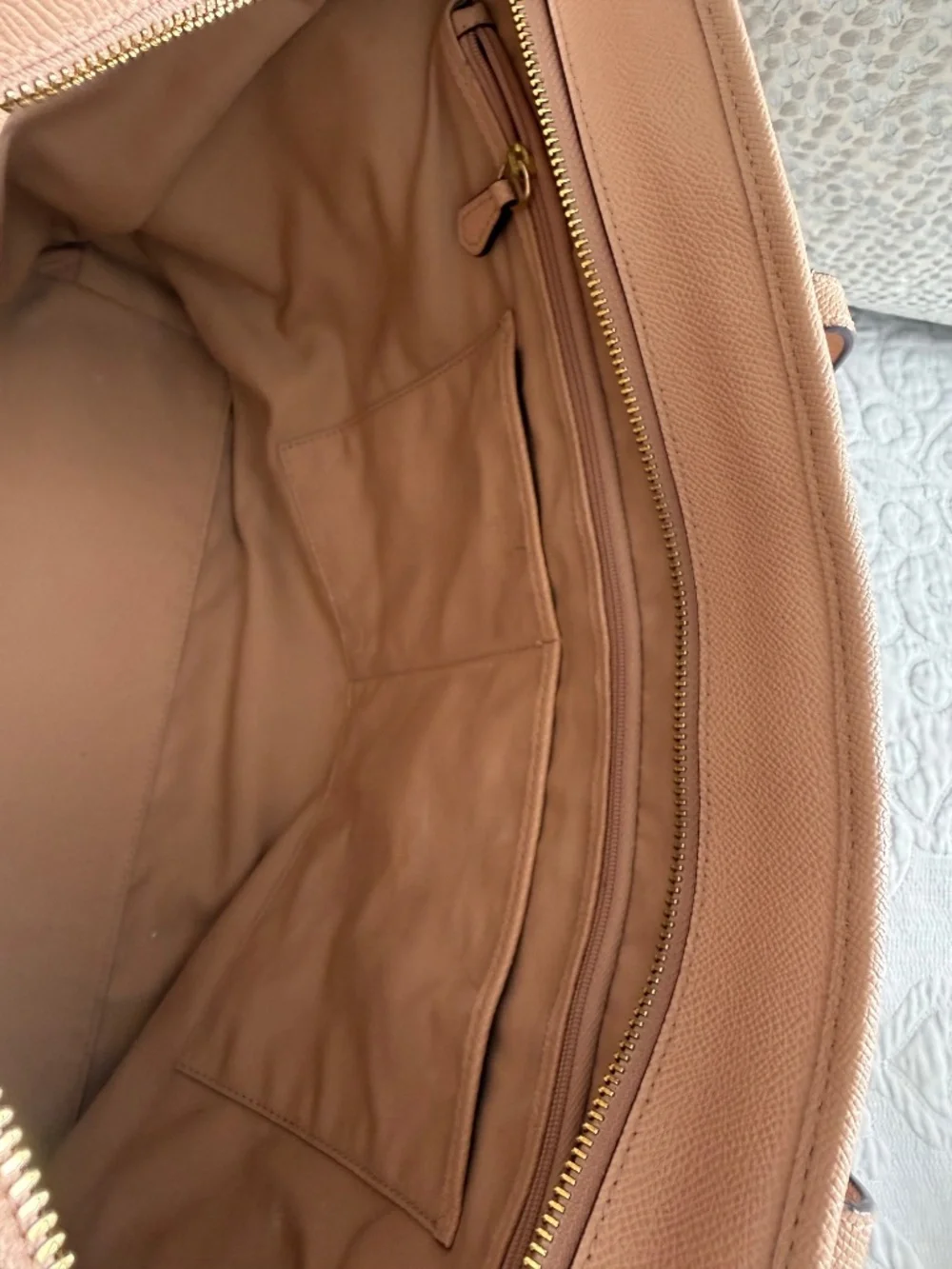 Coach Large City Tote in Blush, Excellent Used Condition - Picture 9 of 15